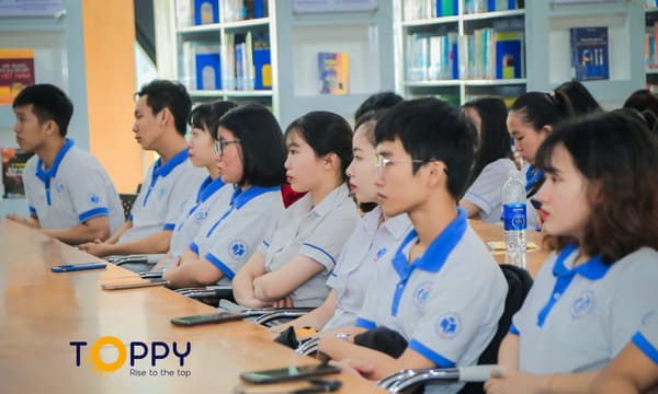 Sinh viên đang học tập tại giảng đường