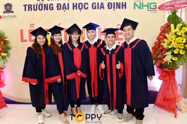 Lễ tốt nghiệp của các sinh viên